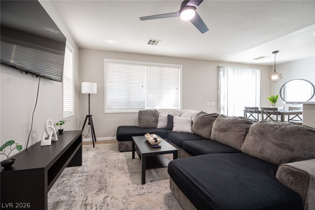 641 Solitude Point Avenue Henderson, NV 89012 - Photo 4 of 57