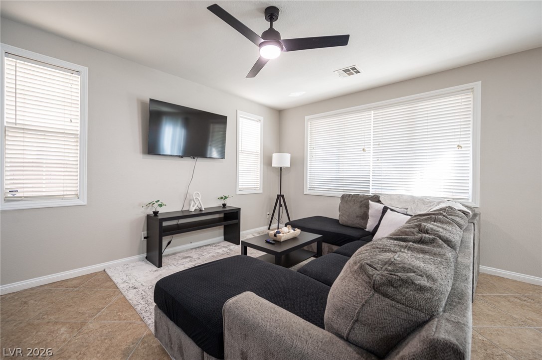 641 Solitude Point Avenue Henderson, NV 89012 - Photo 5 of 57