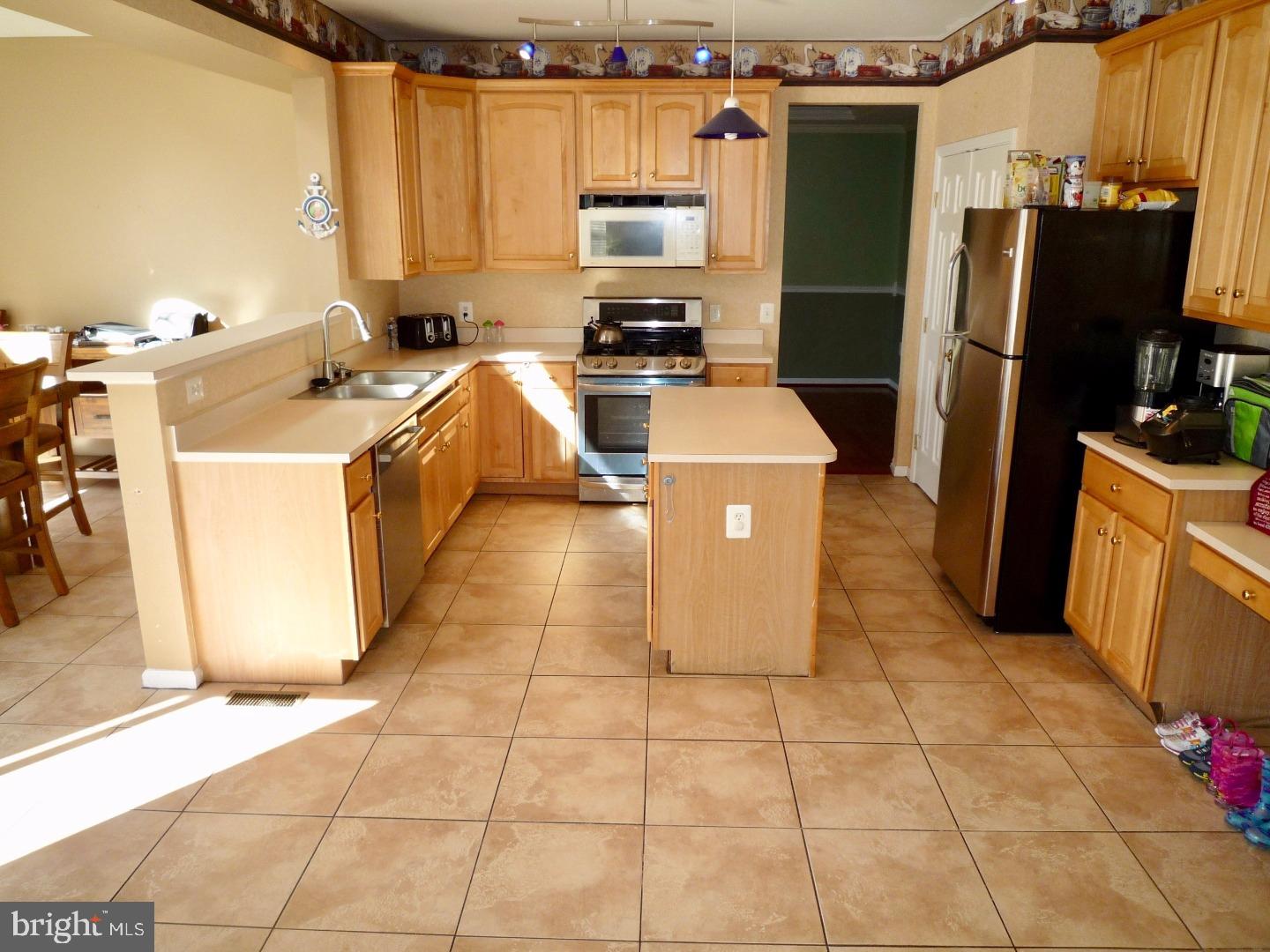 429 Wynthorpe Road New Castle, DE 19720 - Photo 4 of 25 Kitchen