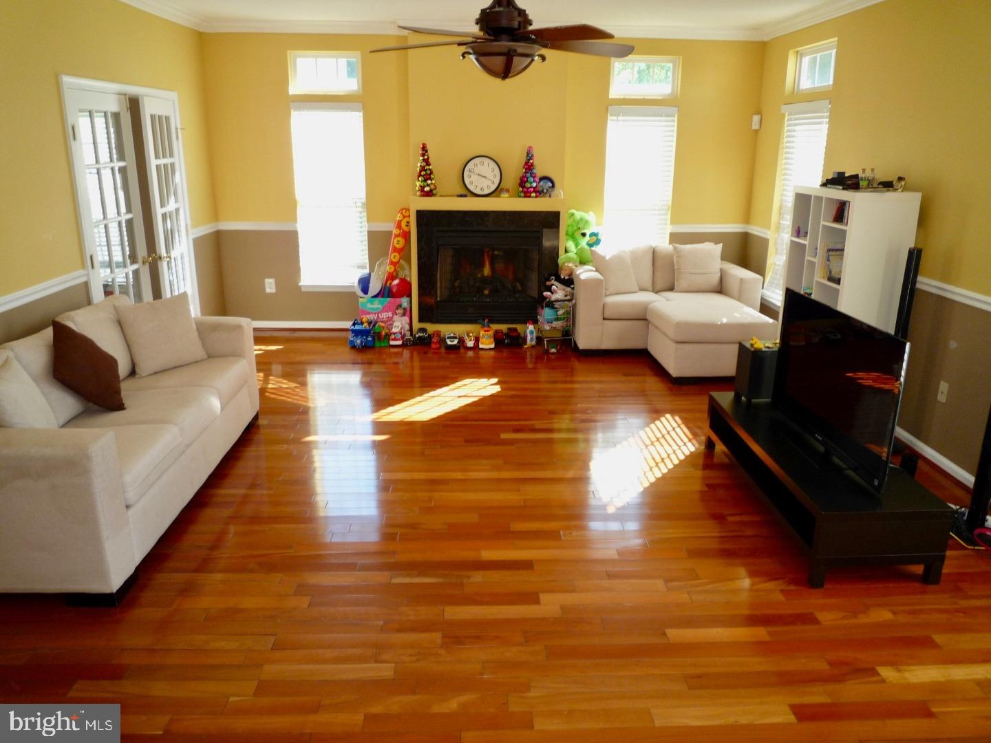 429 Wynthorpe Road New Castle, DE 19720 - Photo 8 of 25 Family Room