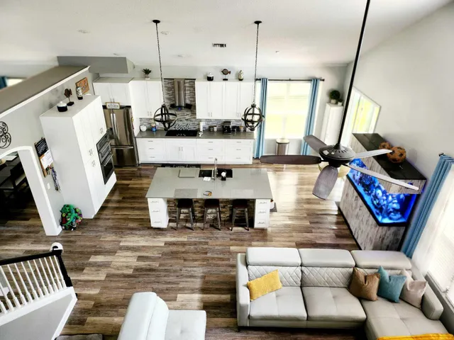 $695,000 | 609 Southwest Romora Bay, Port St. Lucie, FL 34986