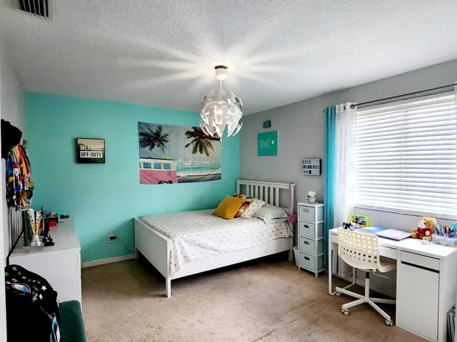 $695,000 | 609 Southwest Romora Bay, Port St. Lucie, FL 34986