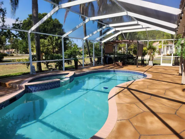 $695,000 | 609 Southwest Romora Bay, Port St. Lucie, FL 34986