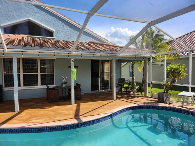 $695,000 | 609 Southwest Romora Bay, Port St. Lucie, FL 34986