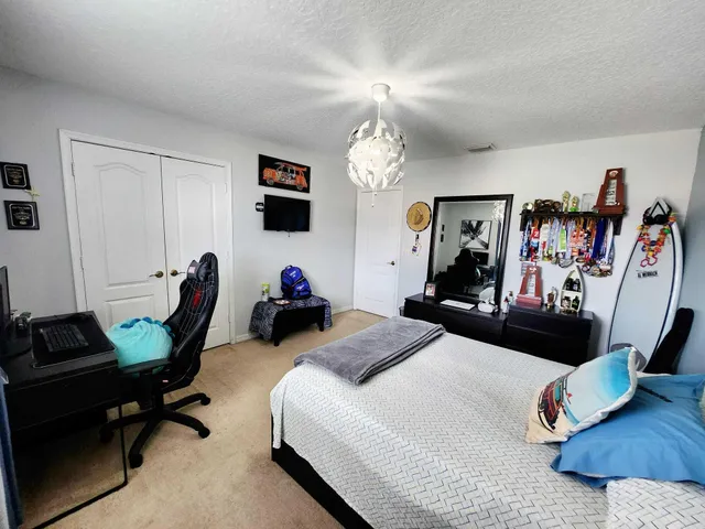 $695,000 | 609 Southwest Romora Bay, Port St. Lucie, FL 34986