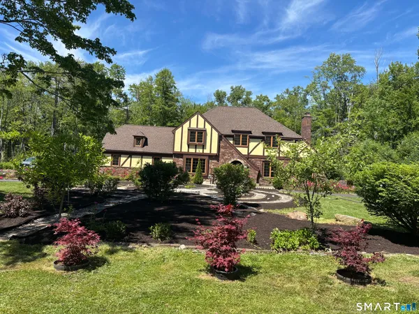 $689,000 | 43 Windtree East, Torrington, CT 06790