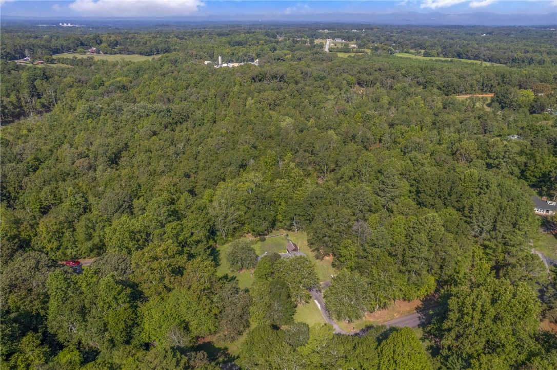 271 Issaqueena Drive Central, SC 29630 - Photo 35 of 36