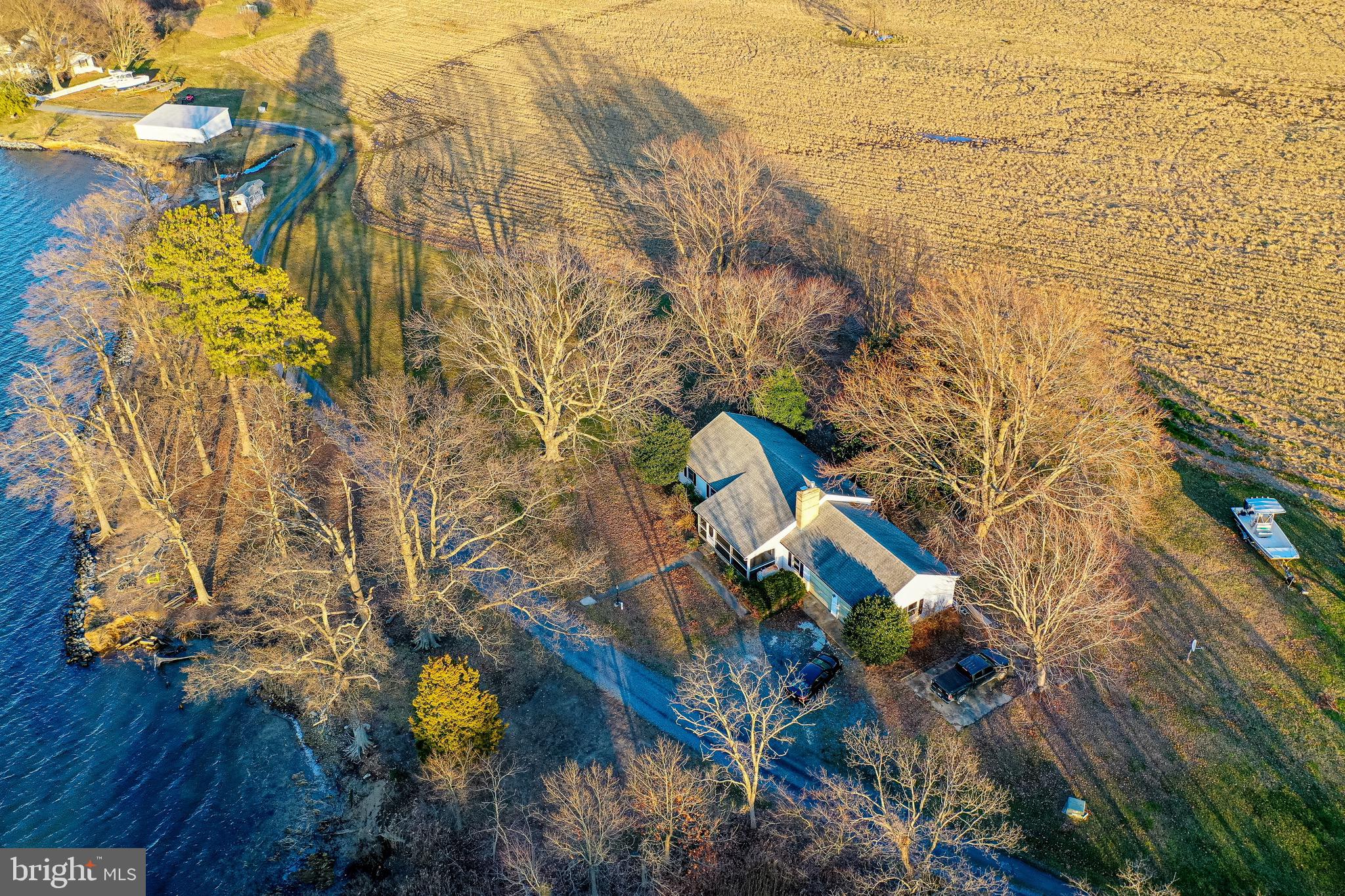 6589 Cedar Cove Road Royal Oak, MD 21662 - Photo 3 of 26