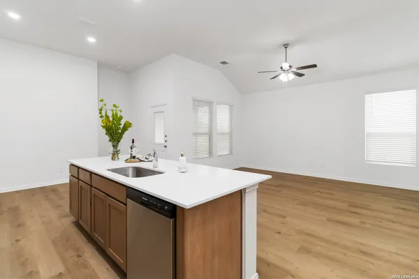 $1,750 | 5115 Cindy Brook, Unit 1, San Antonio, TX 78253