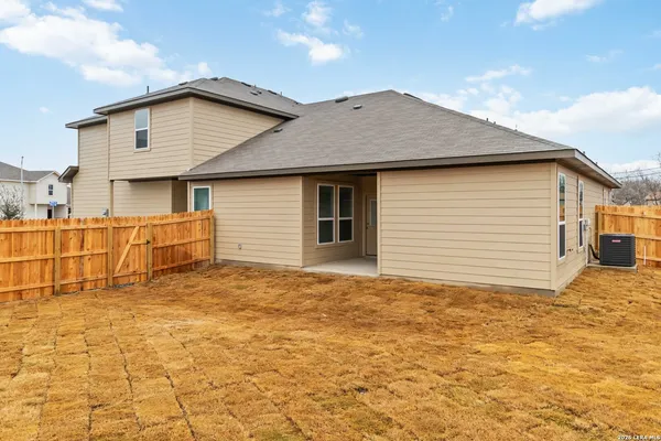 $1,750 | 5115 Cindy Brook, Unit 1, San Antonio, TX 78253