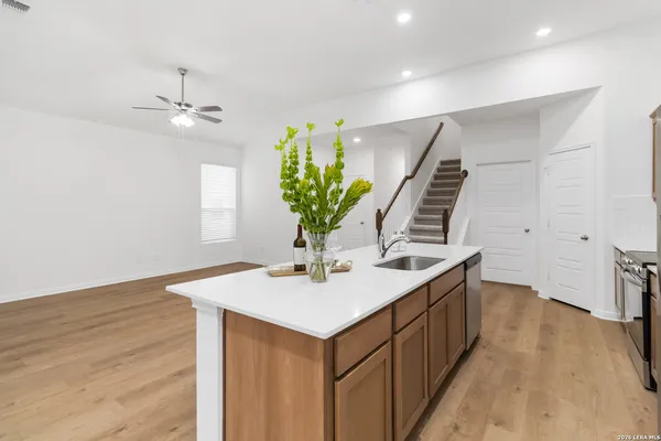 $1,750 | 5115 Cindy Brook, Unit 1, San Antonio, TX 78253