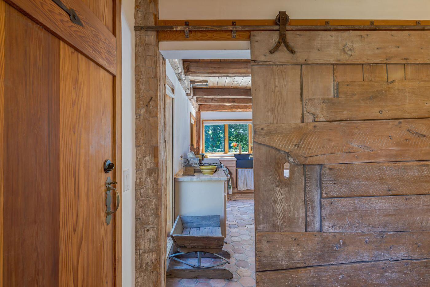 269 Wardwell Point Road Penobscot, ME 04476 - Photo 17 of 40 W18-ME2984_17
