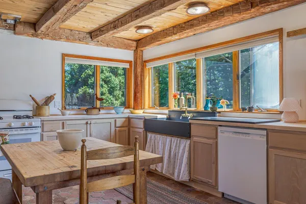 $2,375,000 | 269 Wardwell Point Road, Penobscot, ME 04476