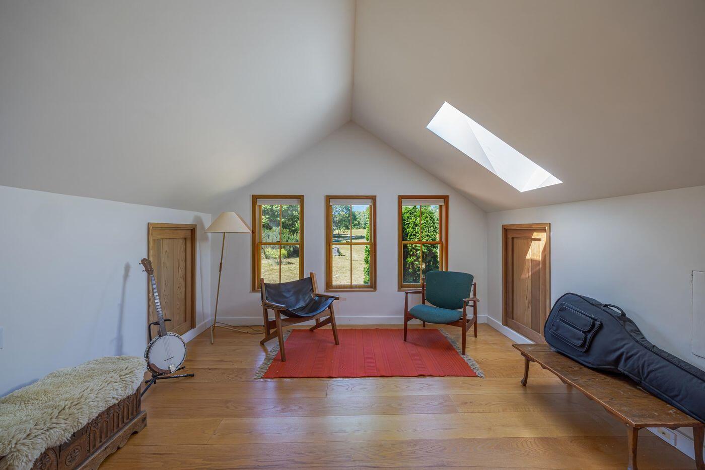 269 Wardwell Point Road Penobscot, ME 04476 - Photo 32 of 40 W33-ME2984_31b