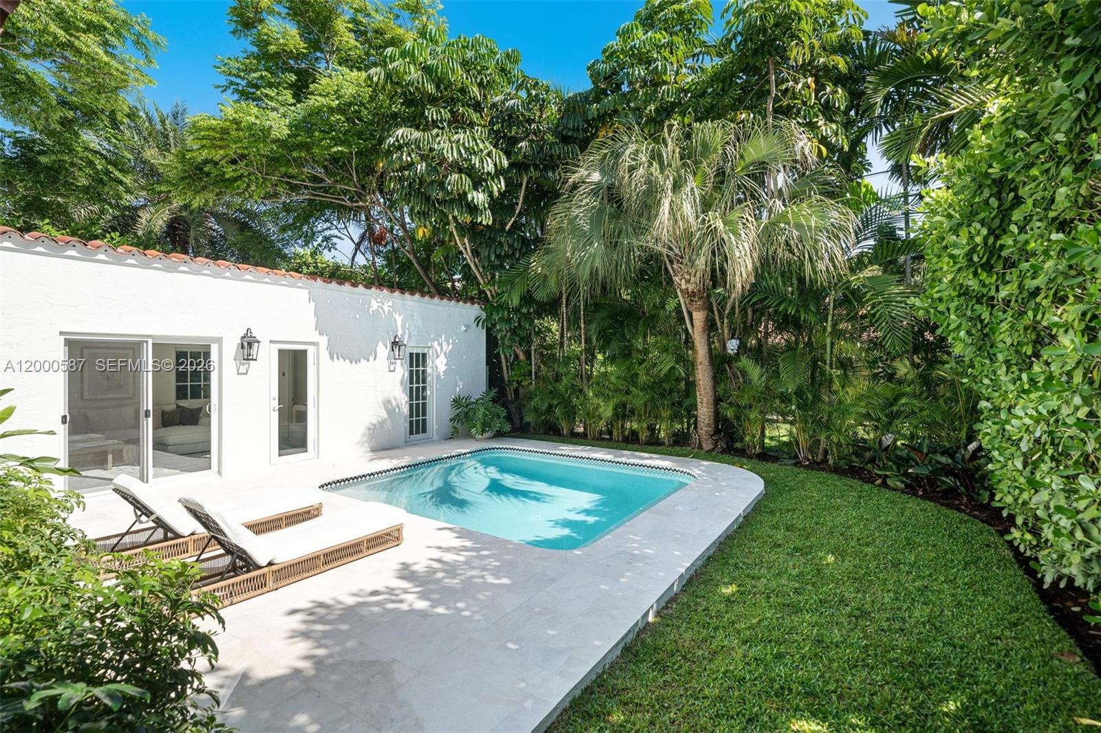 909 Roderigo Avenue Coral Gables, FL 33134 - Photo 32 of 34 Gallery Image 32
