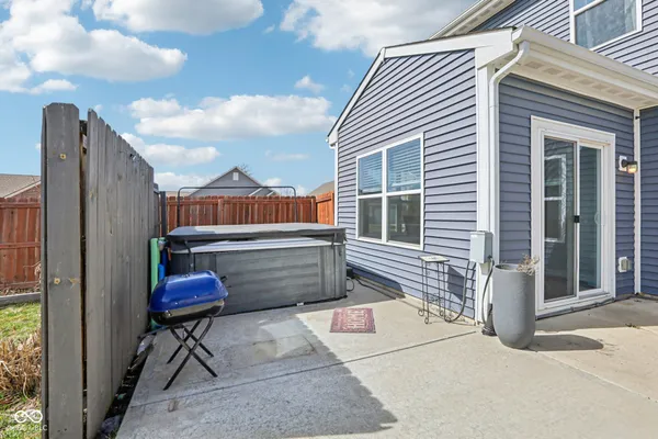 $399,000 | 6673 Laurelwood Drive, Pendleton, IN 46064