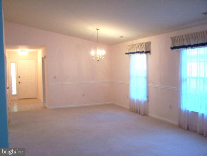 2515 Bollard Road Annapolis, MD 21401 - Photo 3 of 30 Living Room/Dining Room