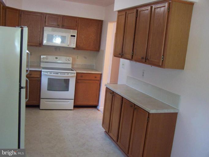 2515 Bollard Road Annapolis, MD 21401 - Photo 5 of 30 Kitchen #2