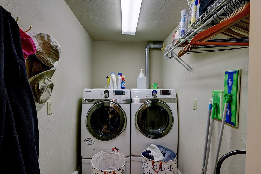 1 Karen Lane Bristol, RI 02809 - Photo 11 of 26