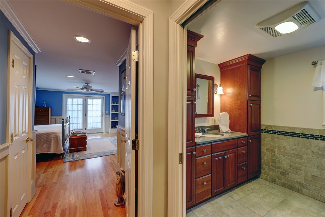 1 Karen Lane Bristol, RI 02809 - Photo 15 of 26