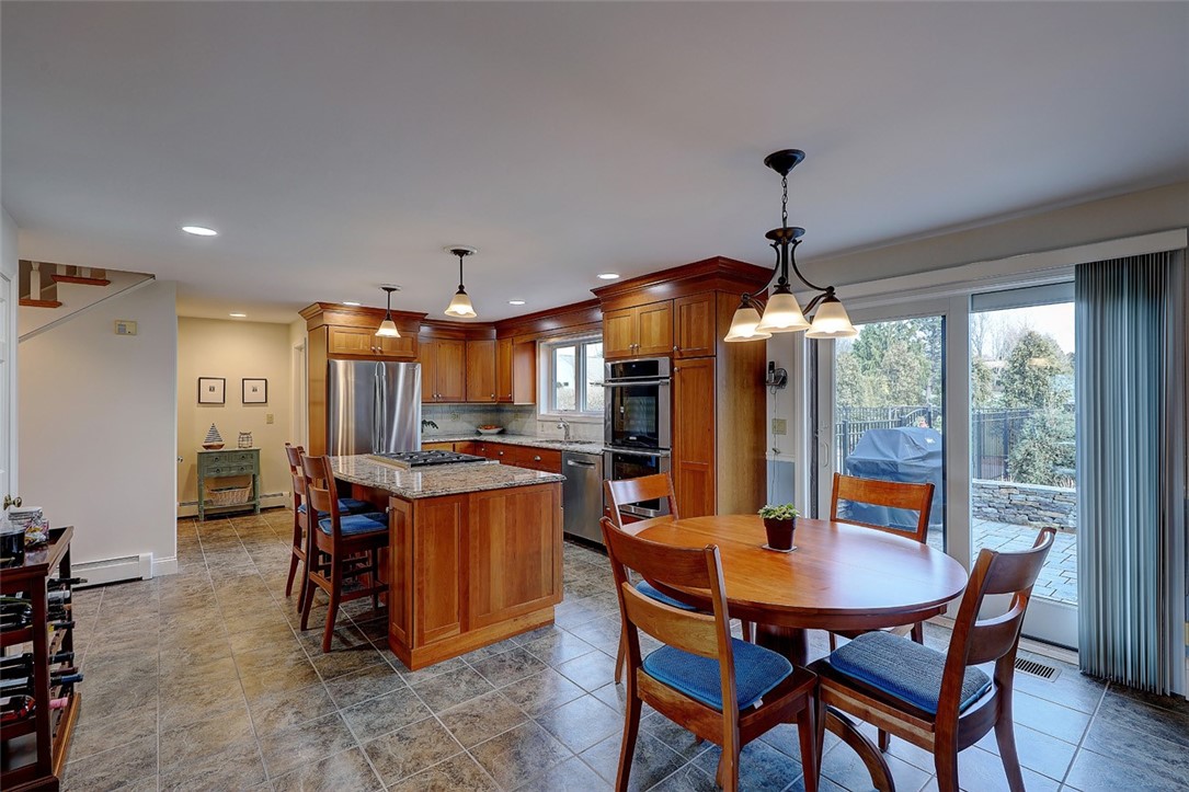 1 Karen Lane Bristol, RI 02809 - Photo 3 of 26