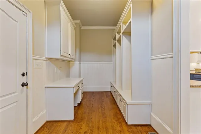 $1,899,000 | 560 Arcaro Drive, Alpharetta, GA 30004