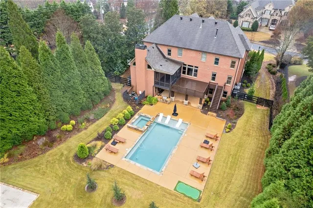 $1,899,000 | 560 Arcaro Drive, Alpharetta, GA 30004