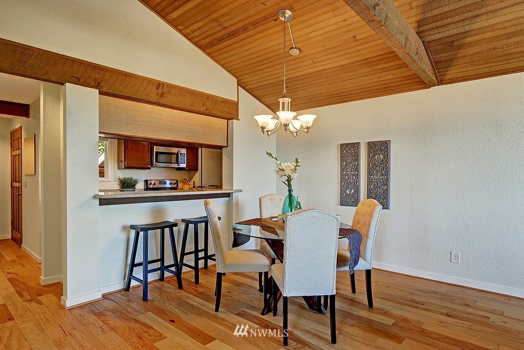 7581 Old Redmond Road, Unit 6 Redmond, WA 98052 - Photo 7 of 17 Gallery Image 7