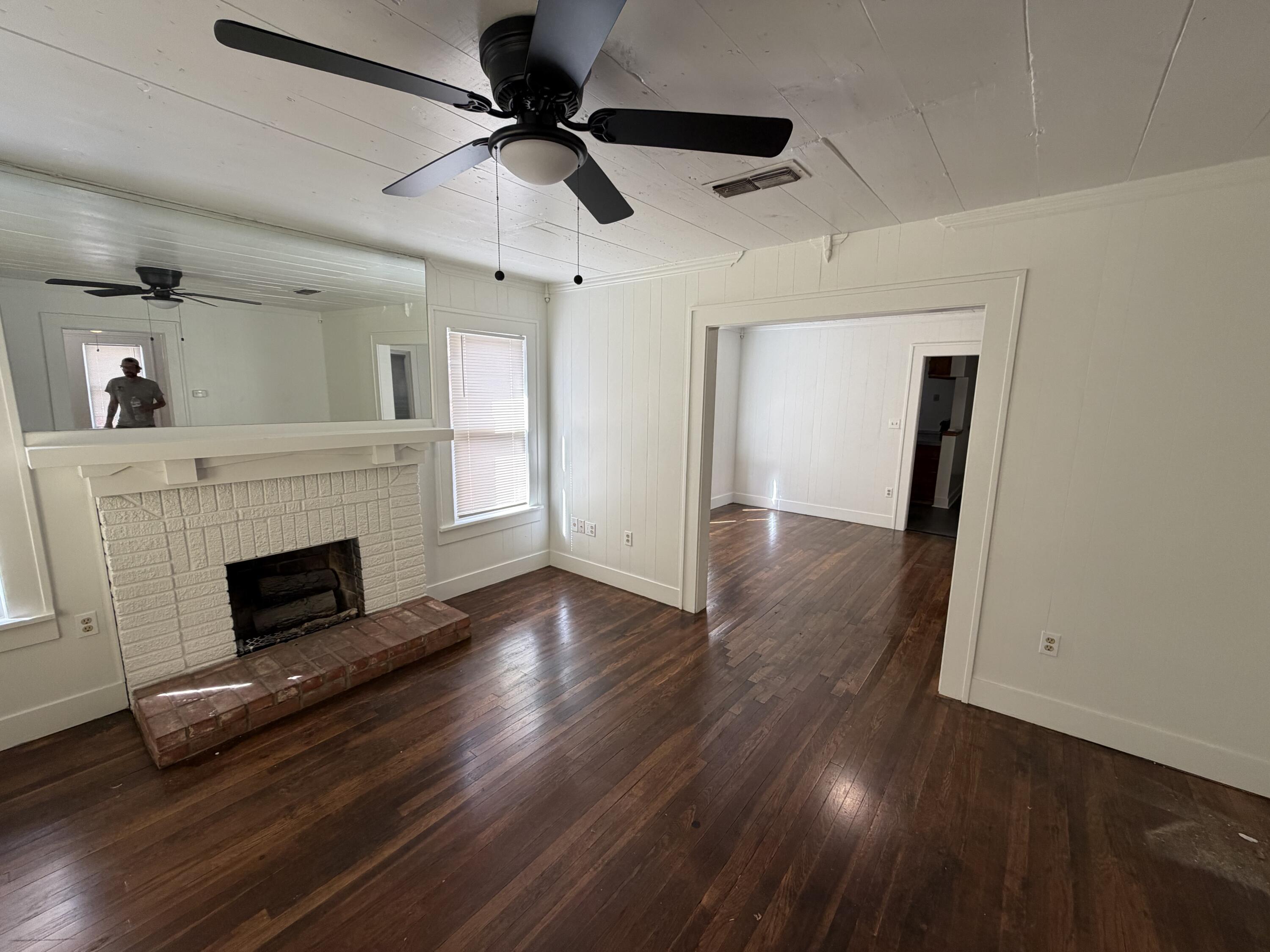2220 16th Street, Unit FRONT Lubbock, TX 79401 - Photo 3 of 11 IMG_3805