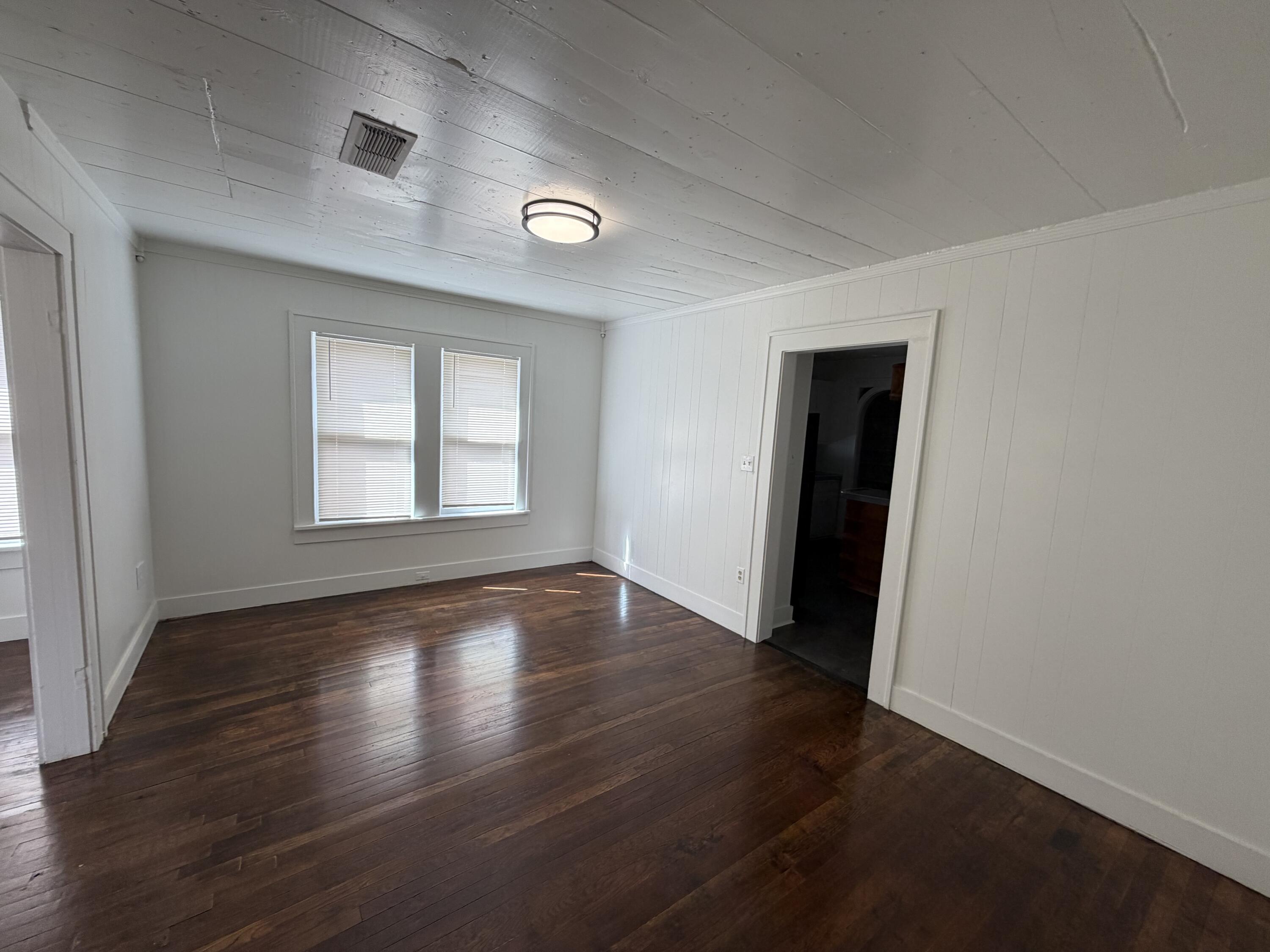 2220 16th Street, Unit FRONT Lubbock, TX 79401 - Photo 4 of 11 IMG_3803