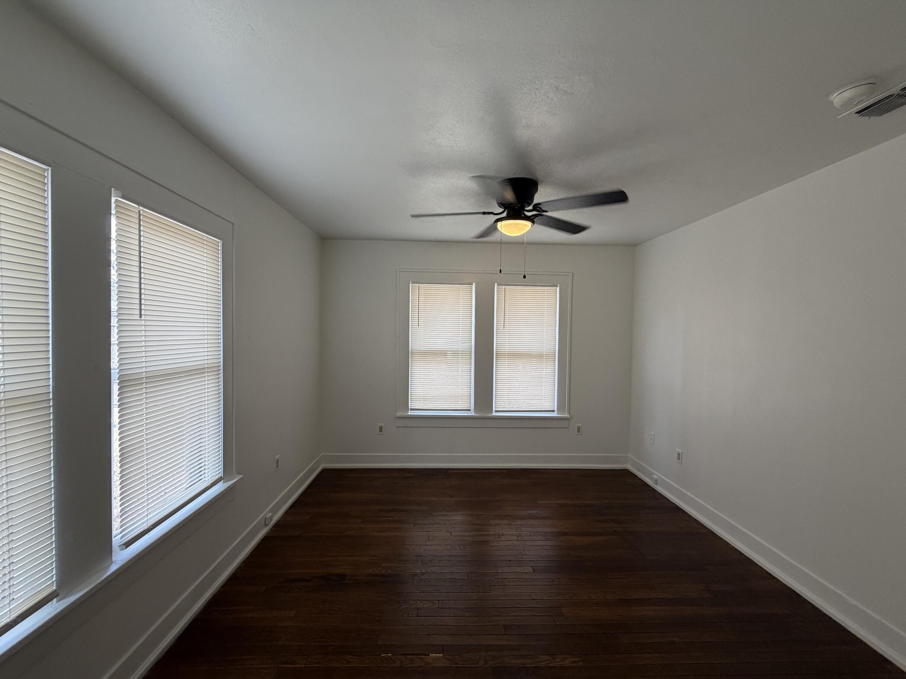 2220 16th Street, Unit FRONT Lubbock, TX 79401 - Photo 10 of 11 IMG_3808