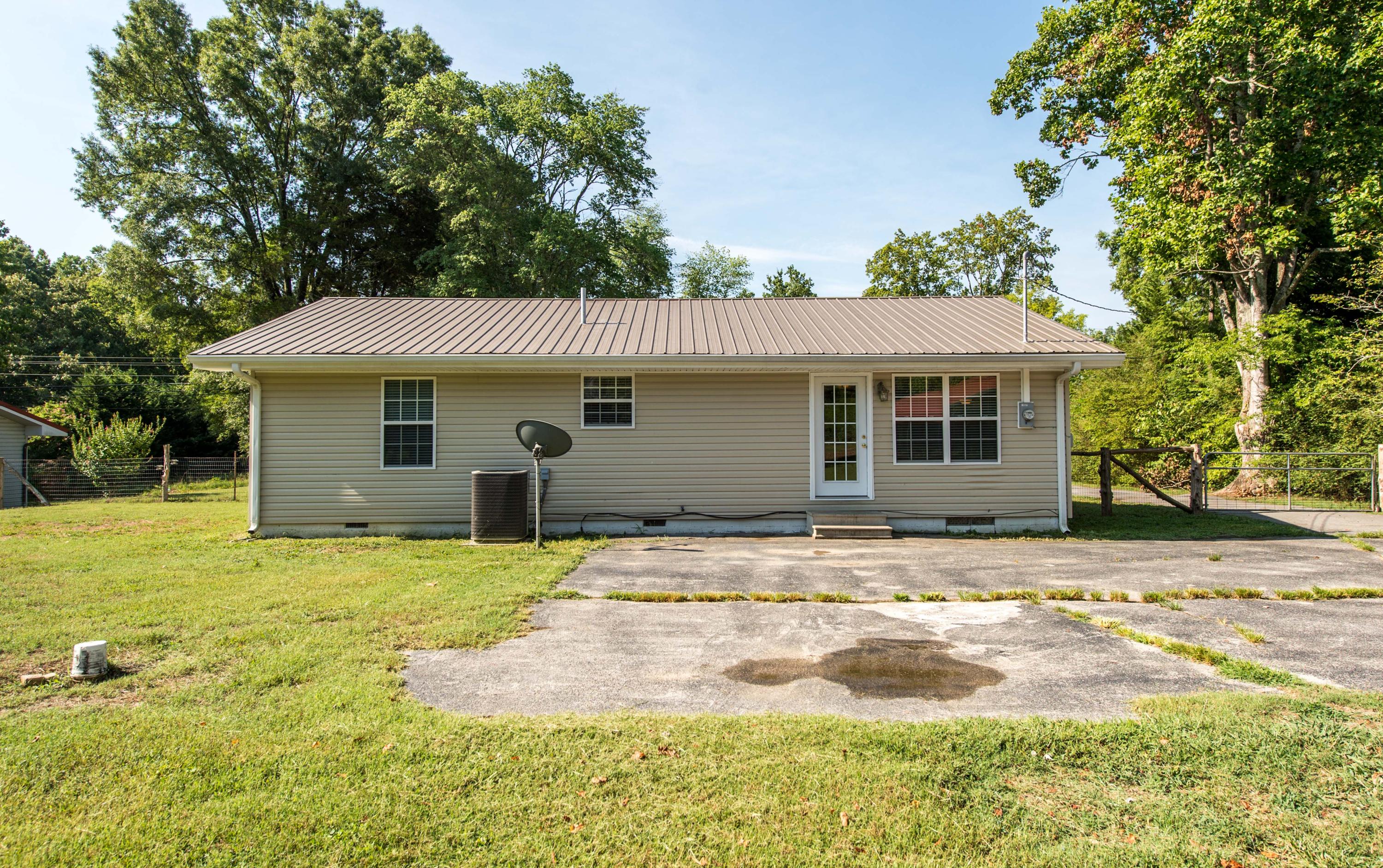 930 Peavine Road Ringgold, GA 30736 - Photo 18 of 20 _MG18845