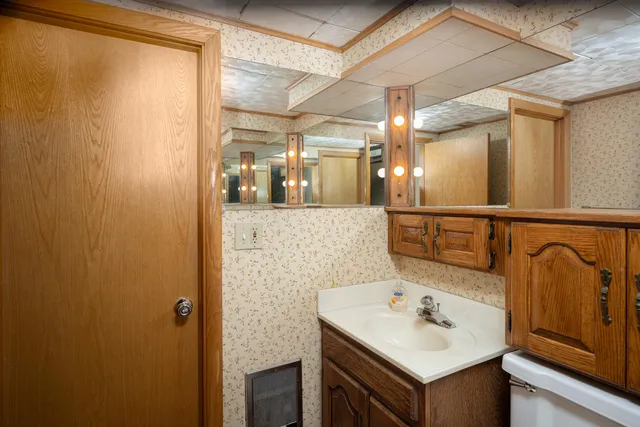 $214,555 | 8627 West Ruby Avenue, Milwaukee, WI 53225