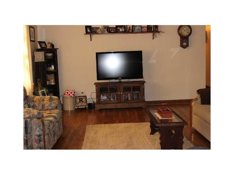 8697 Spring Creek Road Terre Haute, IN 47805 - Photo 4 of 9