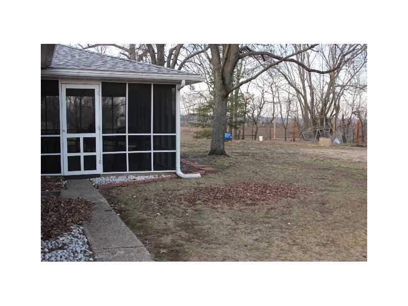 8697 Spring Creek Road Terre Haute, IN 47805 - Photo 9 of 9