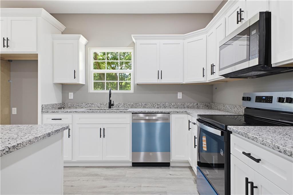 171 North Dale Avenue Calhoun, GA 30701 - Photo 12 of 44