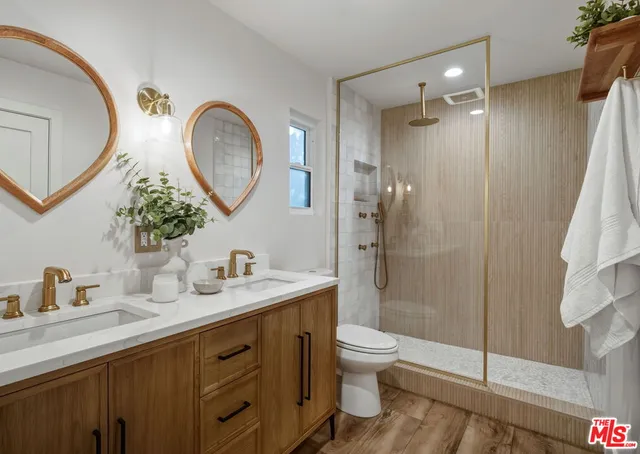 $1,949,000 | 4615 Orange Knoll Avenue, La Canada Flintridge, CA 91011