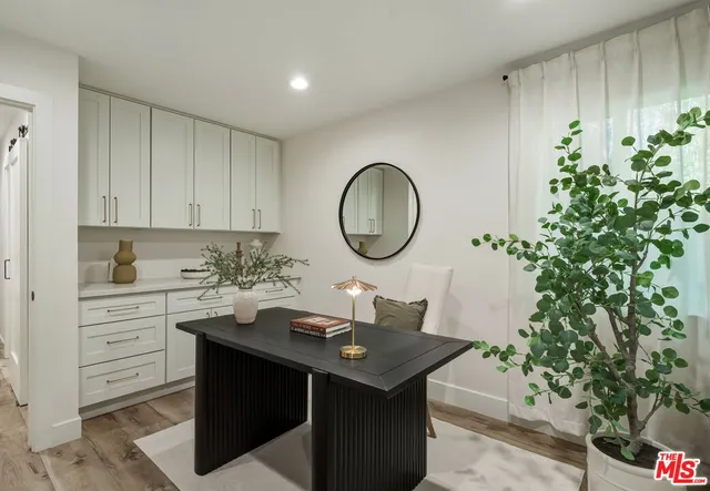 $1,949,000 | 4615 Orange Knoll Avenue, La Canada Flintridge, CA 91011