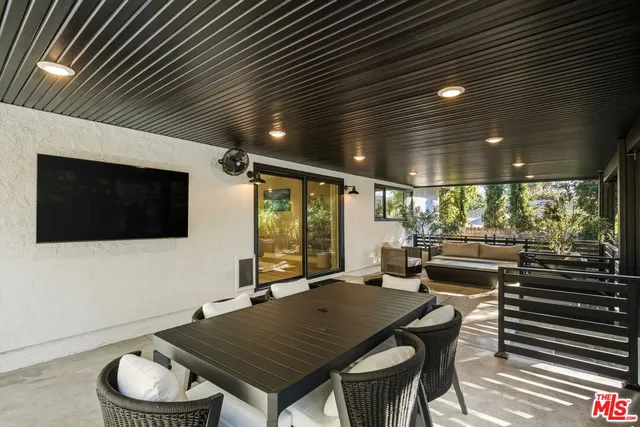 $1,949,000 | 4615 Orange Knoll Avenue, La Canada Flintridge, CA 91011