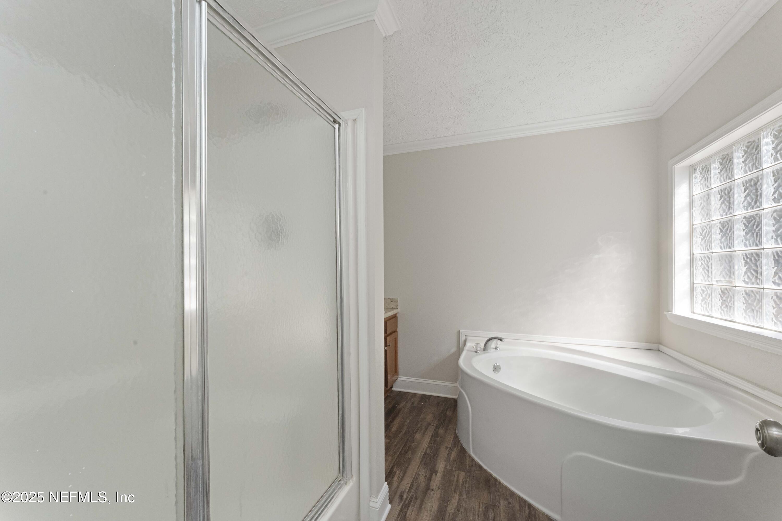 103 Chapin Street St. Augustine, FL 32084 - Photo 15 of 25 13 - Master En-Suite