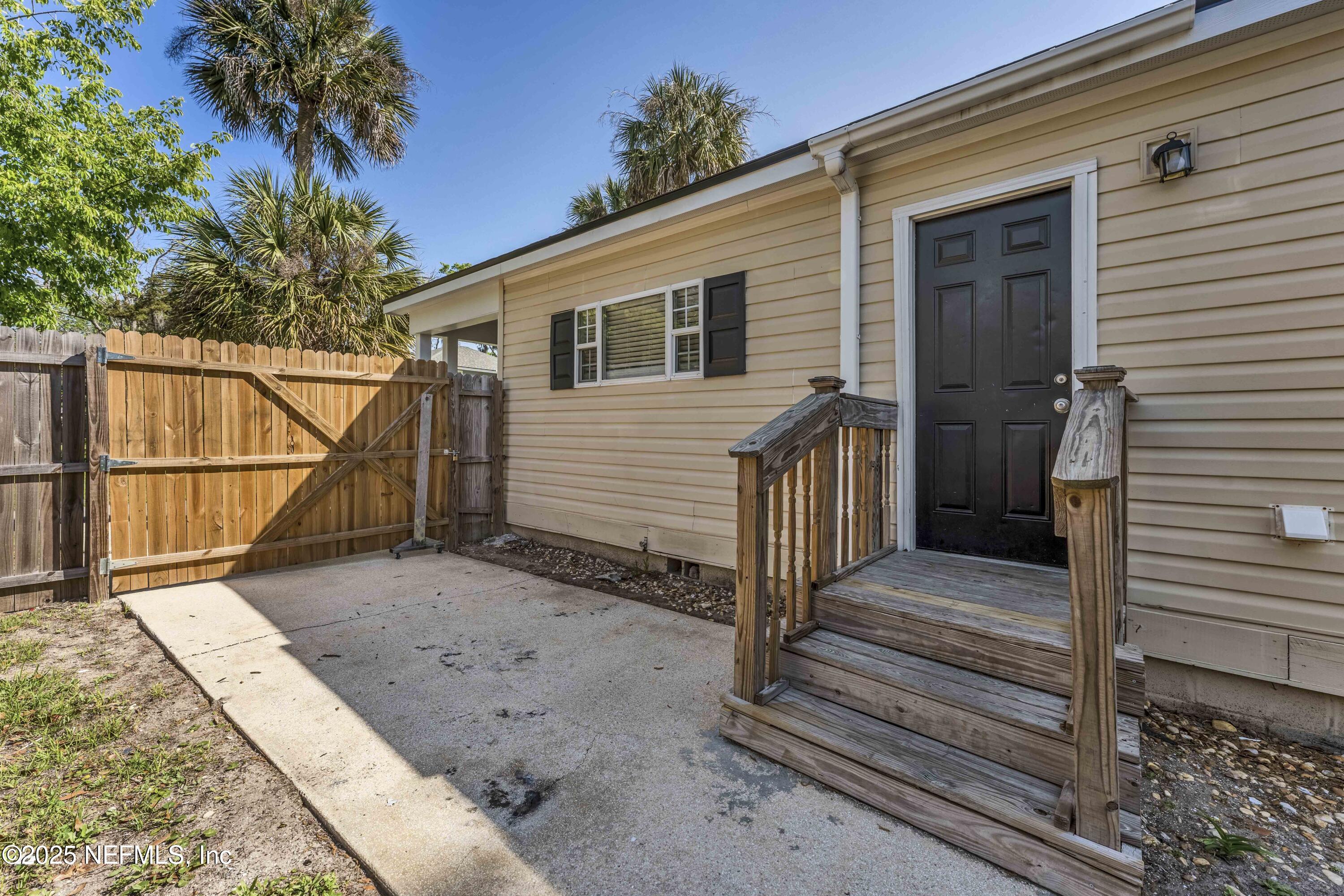 103 Chapin Street St. Augustine, FL 32084 - Photo 21 of 25 18 - Parking Area