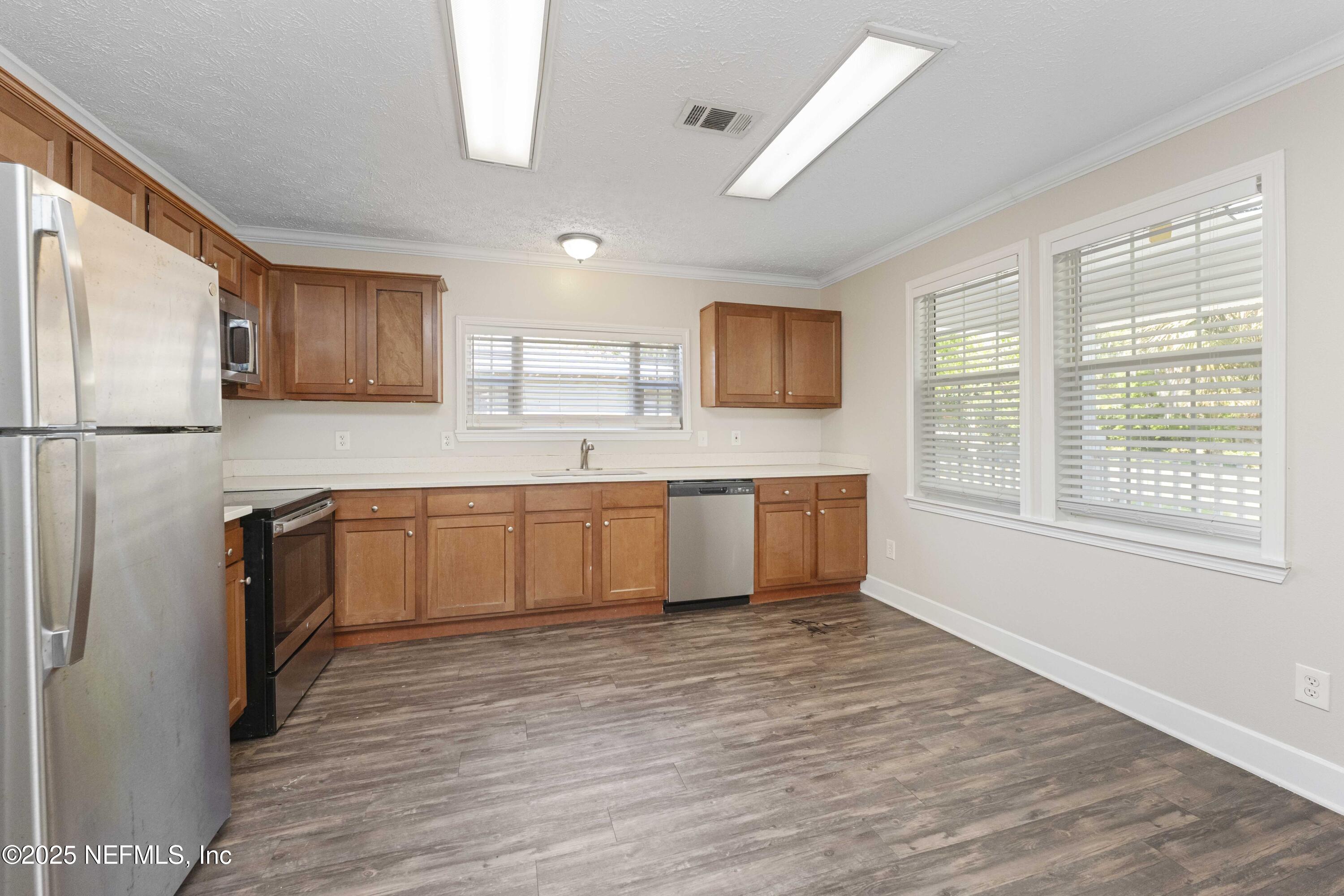 103 Chapin Street St. Augustine, FL 32084 - Photo 8 of 25 8 - Kitchen