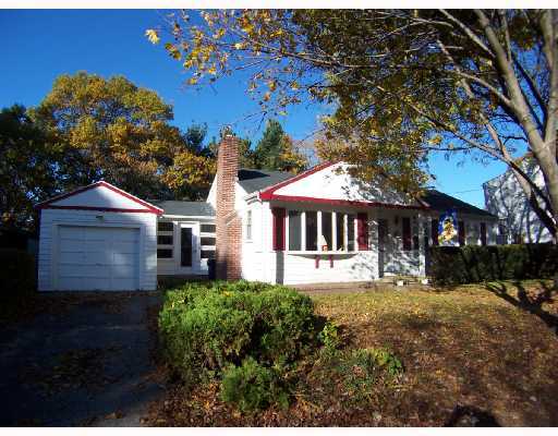 211 Wingate Avenue Warwick, RI 02888 - Photo 1 of 8 Exterior Front.