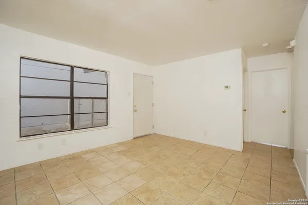 $1,500 | 5916 Mission Sunrise, San Antonio, TX 78244