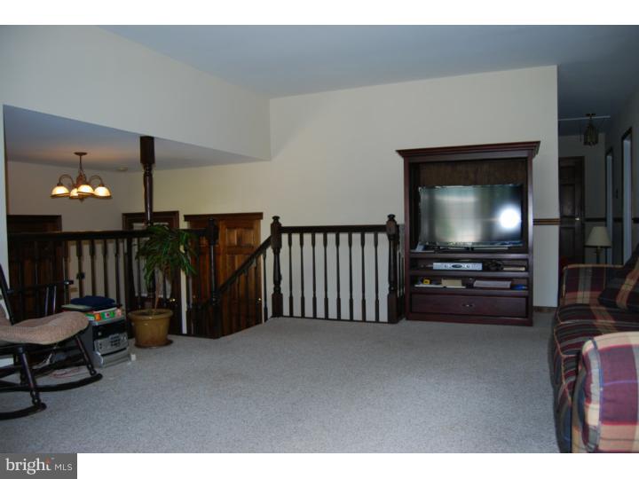 2304 Yellowstone Road Cinnaminson, NJ 08077 - Photo 6 of 20 Gallery Image 6