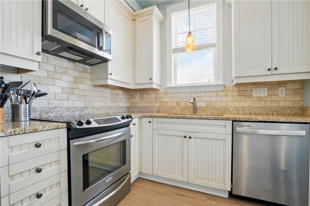 20 Waterfront Drive, Unit 121 St. Simons Island, GA 31522 - Photo 6 of 42