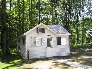 8350 New River Road Port Austin, MI 48467 - Photo 9 of 11 Cute - cute - cute - this cabin!