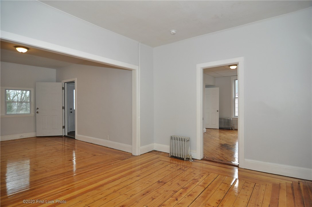 89 Summit Street Woonsocket, RI 02895 - Photo 12 of 40