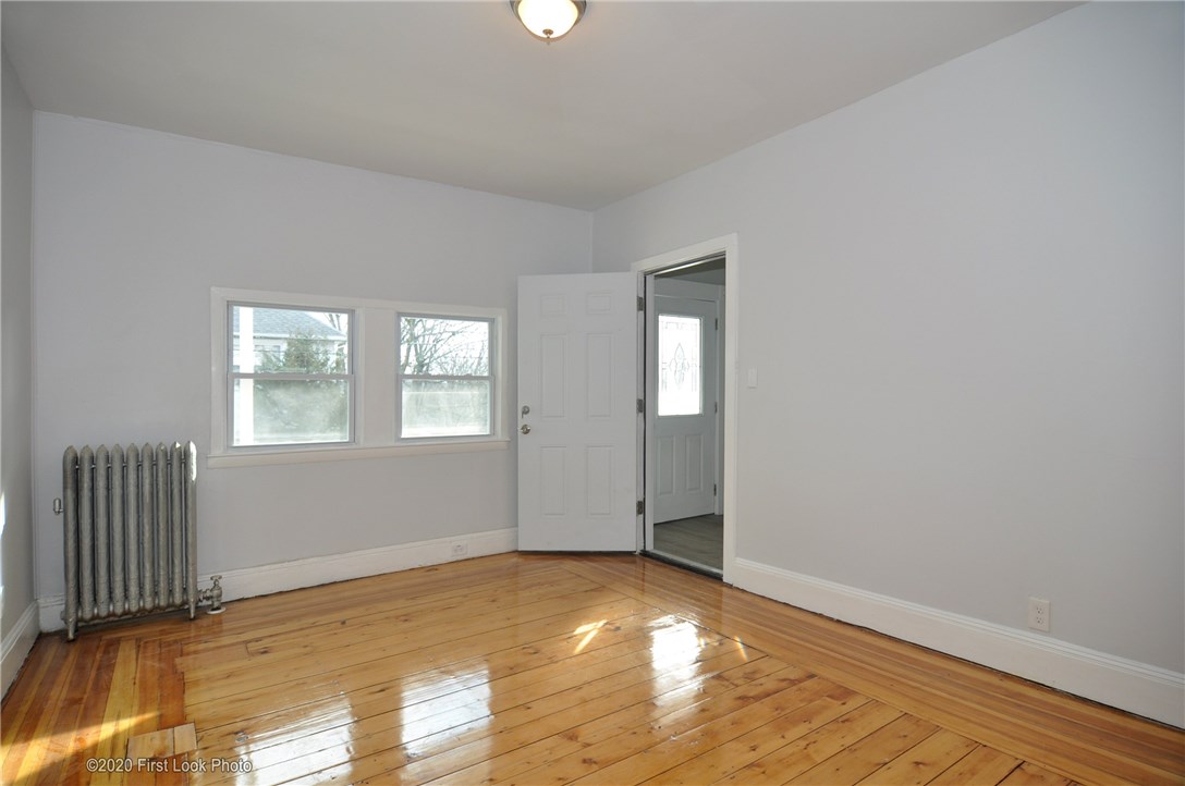 89 Summit Street Woonsocket, RI 02895 - Photo 14 of 40