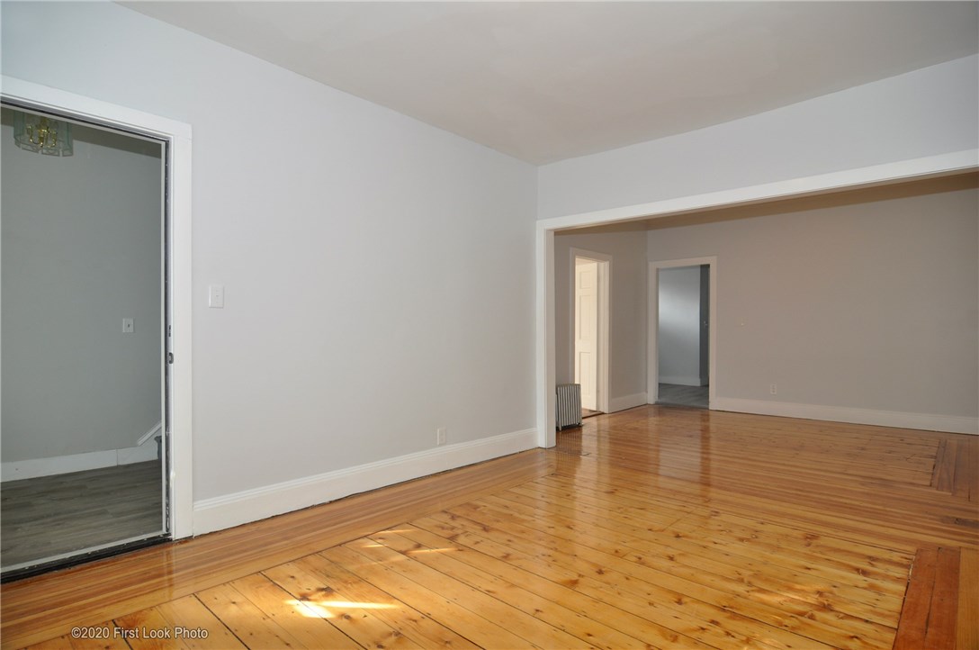 89 Summit Street Woonsocket, RI 02895 - Photo 15 of 40